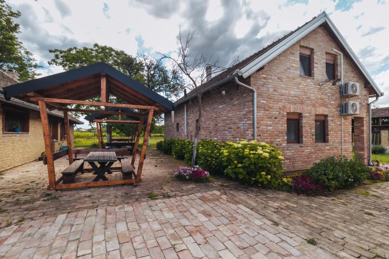 Bed and Breakfast Sobe Kod Baje - Baranjska Kuca Karanac Экстерьер фото