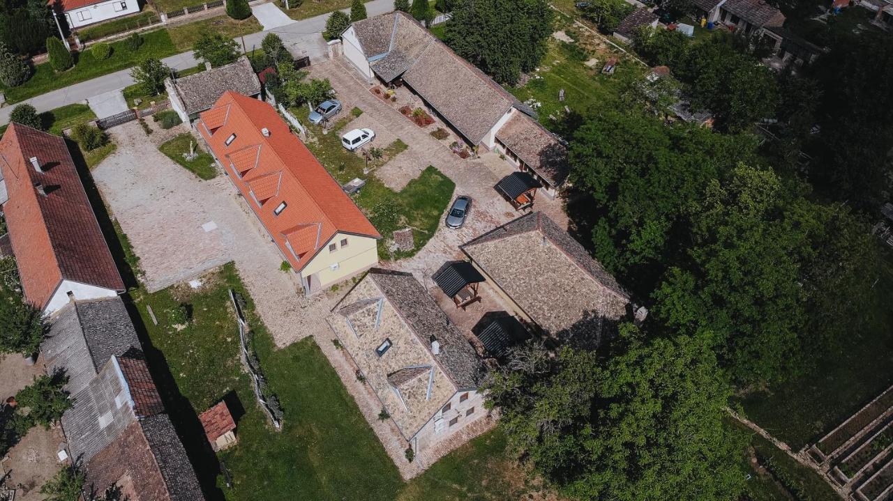 Bed and Breakfast Sobe Kod Baje - Baranjska Kuca Karanac Экстерьер фото